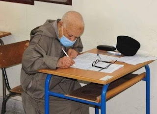 صورة لمترشح مغربي لامتحانات الباكالوريا تجوب العالم